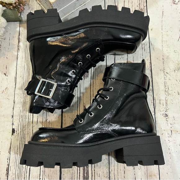 COOPERATIVE Tania Buckled rare platform chunky buckle boots NEW - Picture 7 of 11